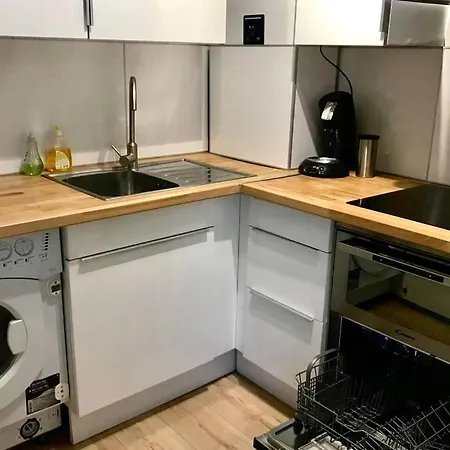 Bel Bien Place Terrasse Jardin Et Parking شقة ليل